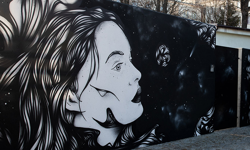 Woman Space - Mural - Kreatywne studio projektowe